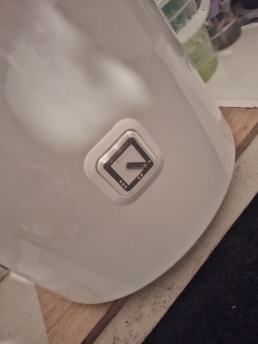 Vand boilar electric ariston 100 litri ca nou folosit 1 luna