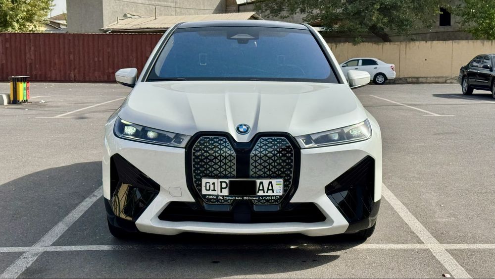 Bmw Ix xdrive40 фулл официальный дилер Узб БМВ