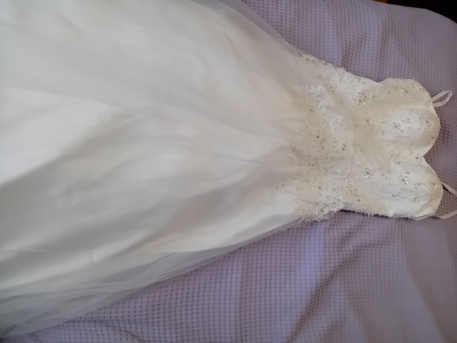 Сватбена рокля Magic Bride