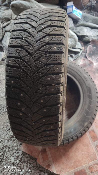 Продам Зимние шины в хорошем состоянии