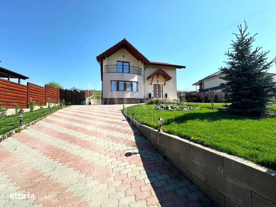 Casa 4 camere de vanzare in Chinteni