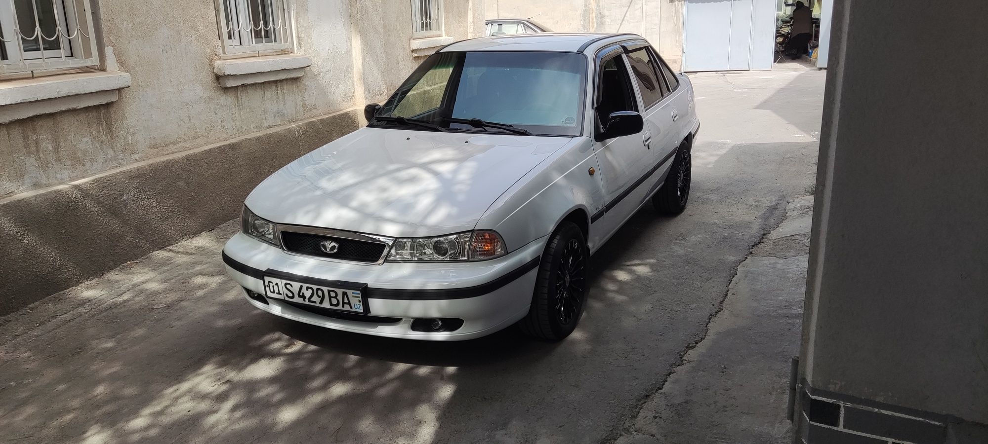 Продается Нексиа 2002 год