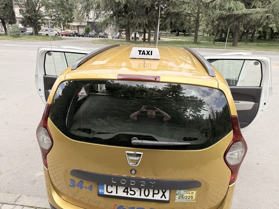 Дачиа Lodgy 2015