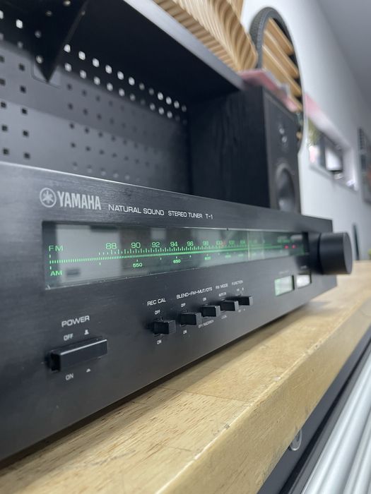 Tuner yamaha A-1