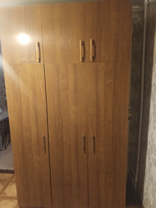 Отдам даром шкаф