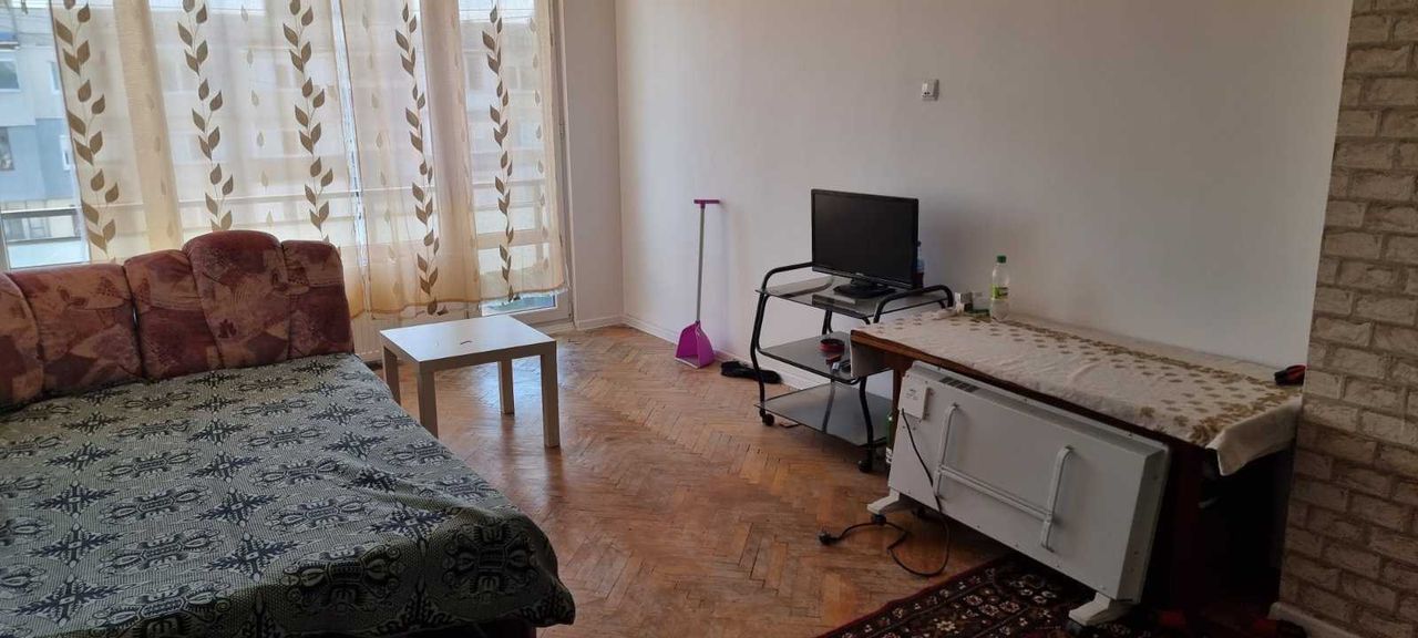 Продава се Двустаен апартамент в Разград, Бели Лом - 60 кв.м за 1360 €/кв.м - Снимка #1