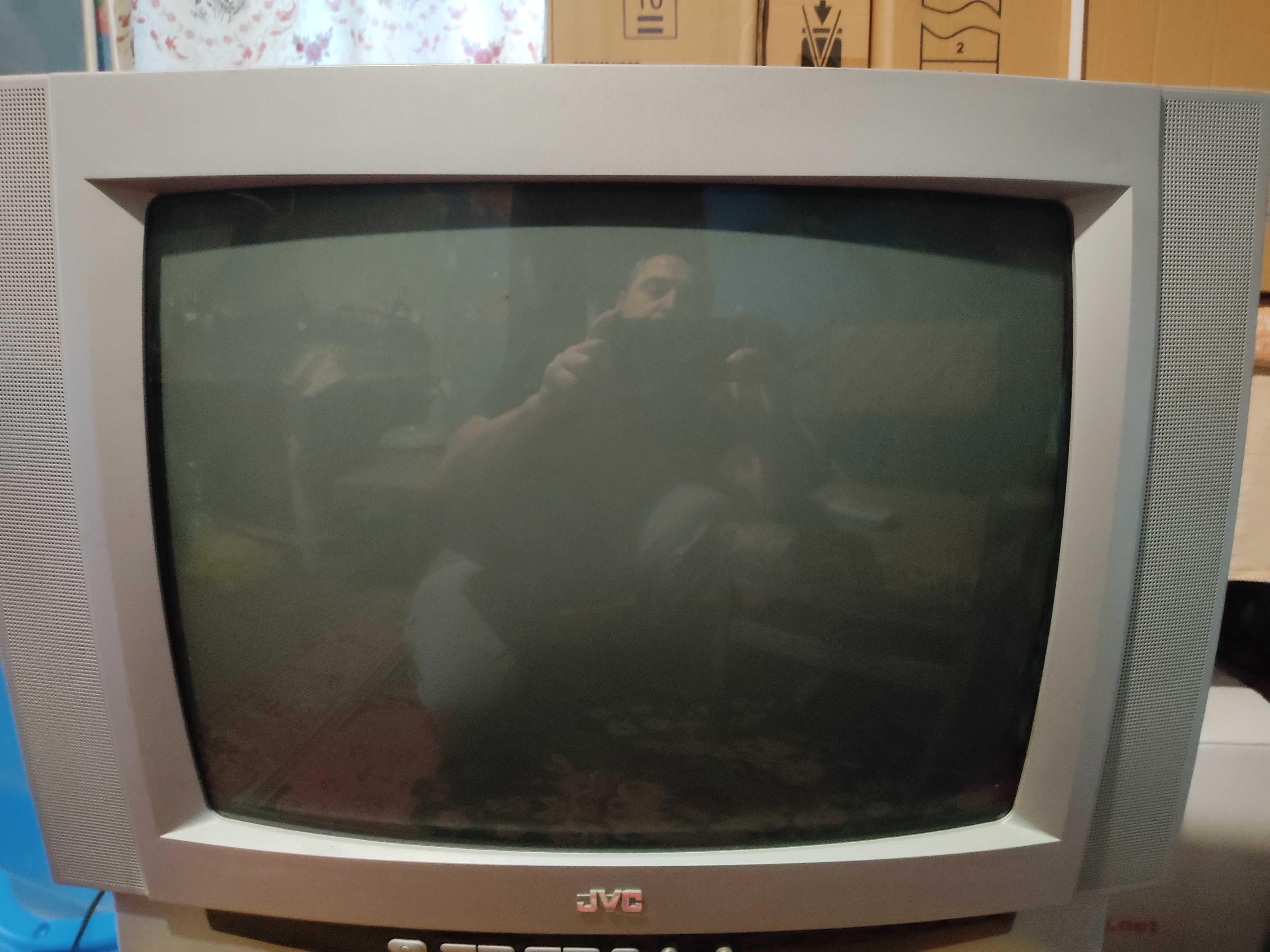 Телевизор JVC 21 инча