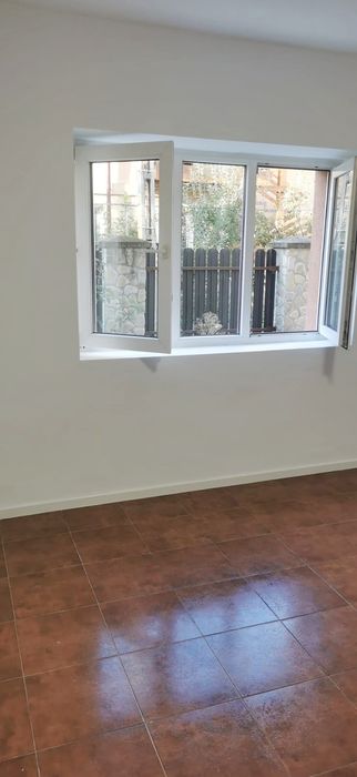 Spatiu de închiriat zona Nicolina Podu-Ros