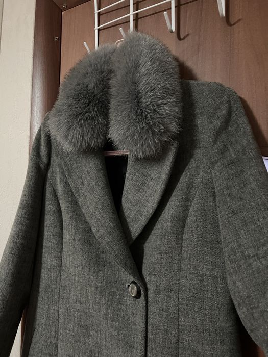 Продаётся пальто