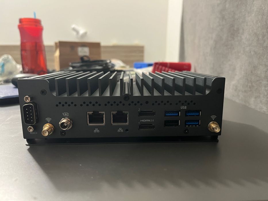 Мини компютър, 32 gb ram, 4 ядра до 2.6 GHz, WiFi, 340 gb