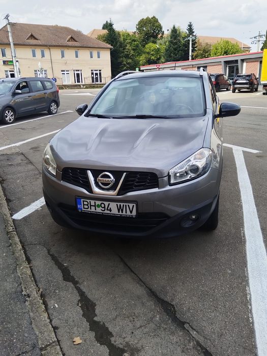 De vanzare nissan