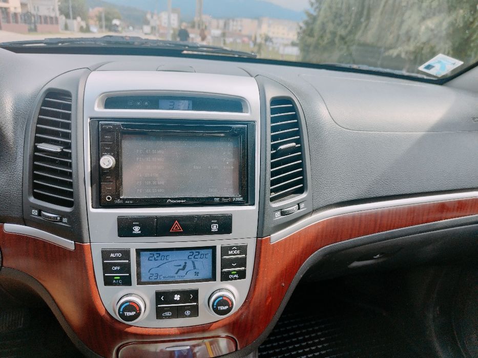 Vând Hyundai Santa Fe II 2007