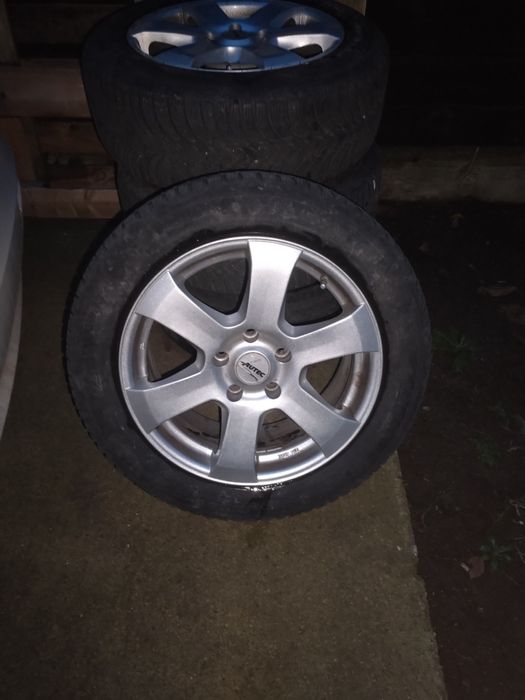 Jante r17 cu anvelope de iarna