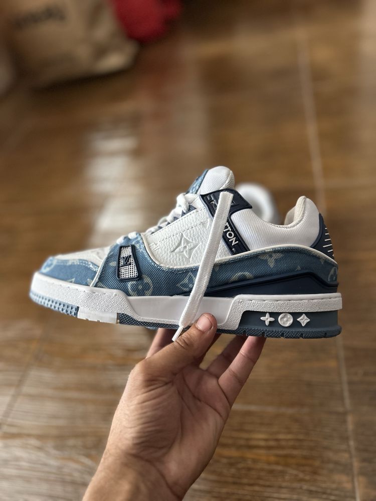 Vand adidasi Louis Vuitton Trainer Blue