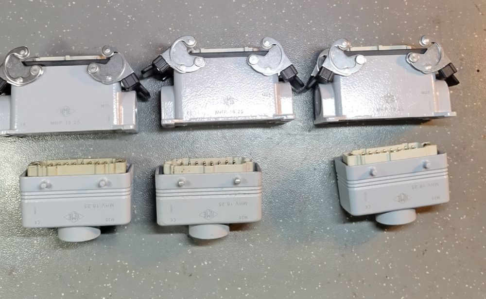 Conector industrial 16 pini