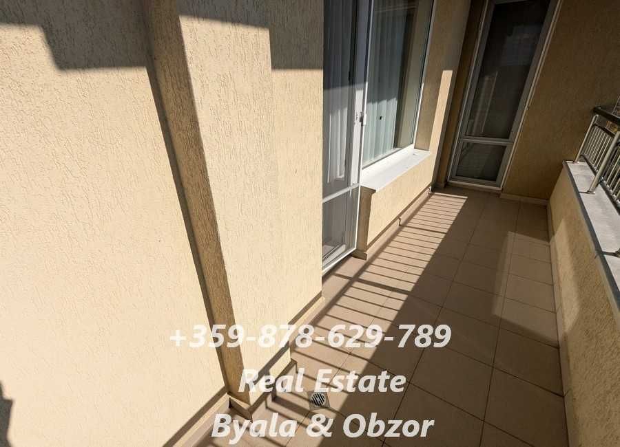 Добре обзаведен двустаен апартамент в гр.Обзор