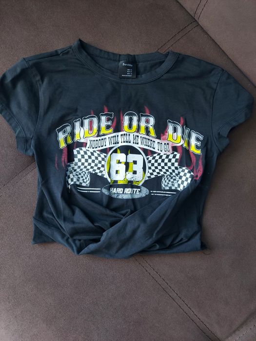 Блузи  -цена -15лв.