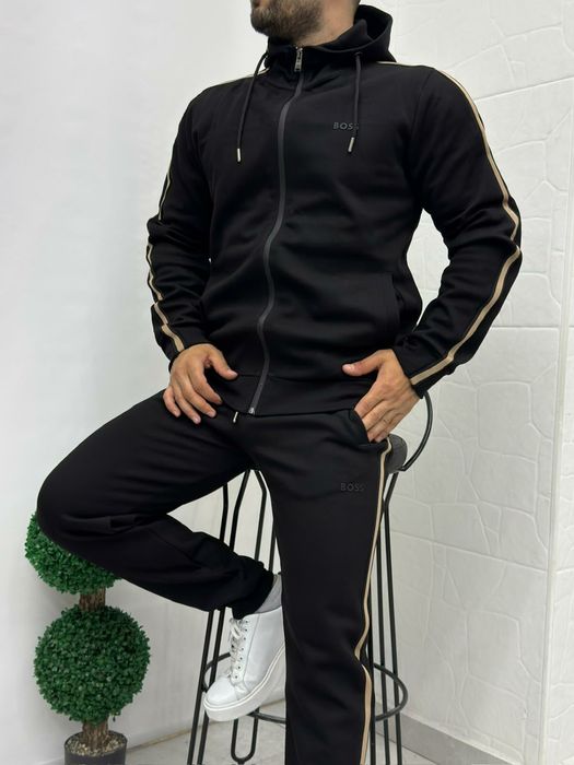 Trening Boss marimea L, XL, XXL