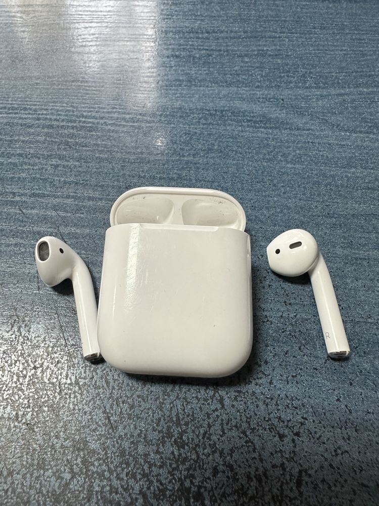 Оригинални слушалки Apple A2031 - AirPods 2 nd Generation