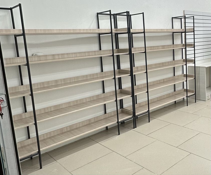 Продам полки в хорошем состоянии