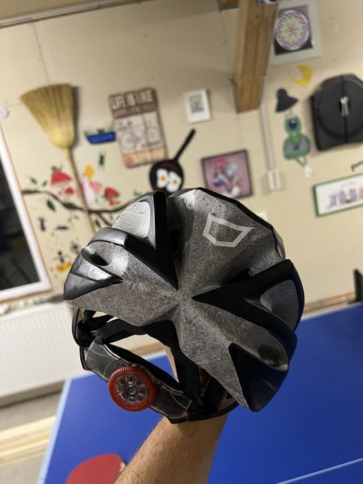Cască Catlike, stare foarte buna, 54/58 cm