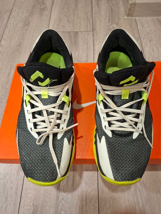 Мъжки маратонки Nike.