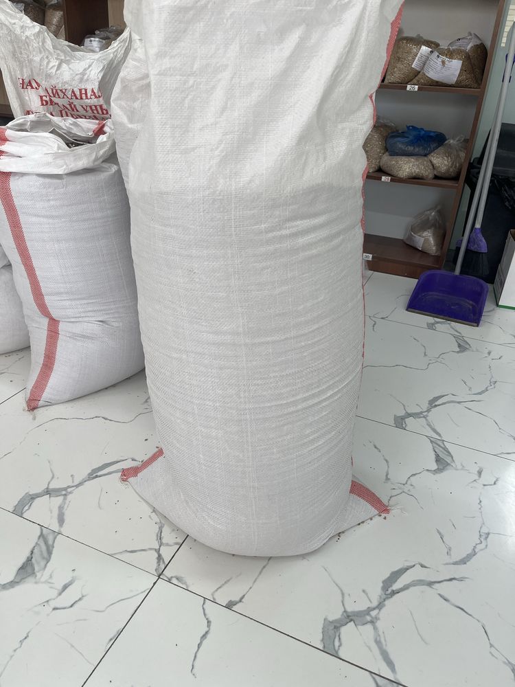 Продам чистую пшеницу в мешках