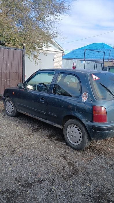 Машина продам Nissan micra K11