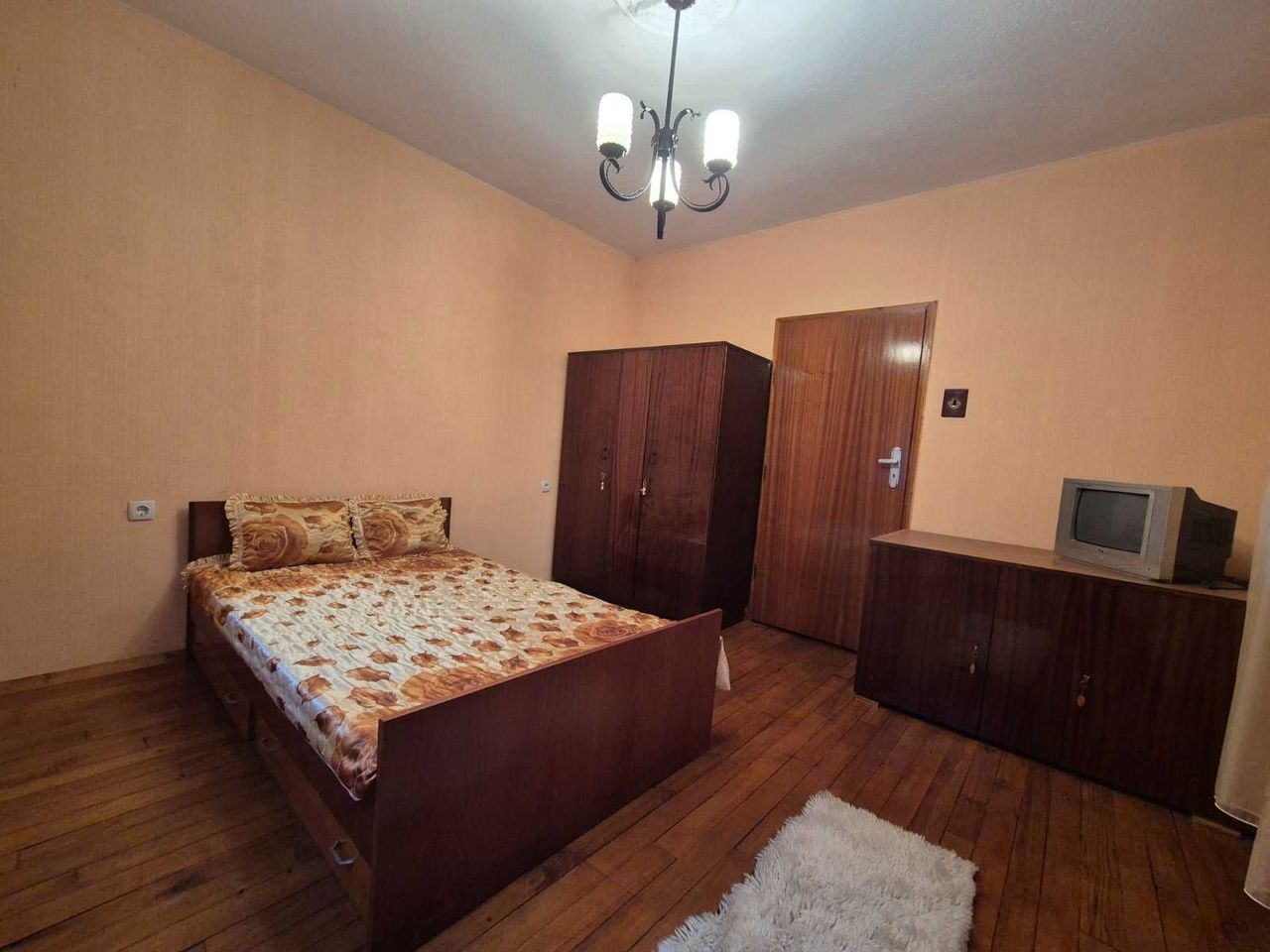 Продава се Етаж от къща в Тетевен - 94 кв.м за 407 €/кв.м - Снимка #3
