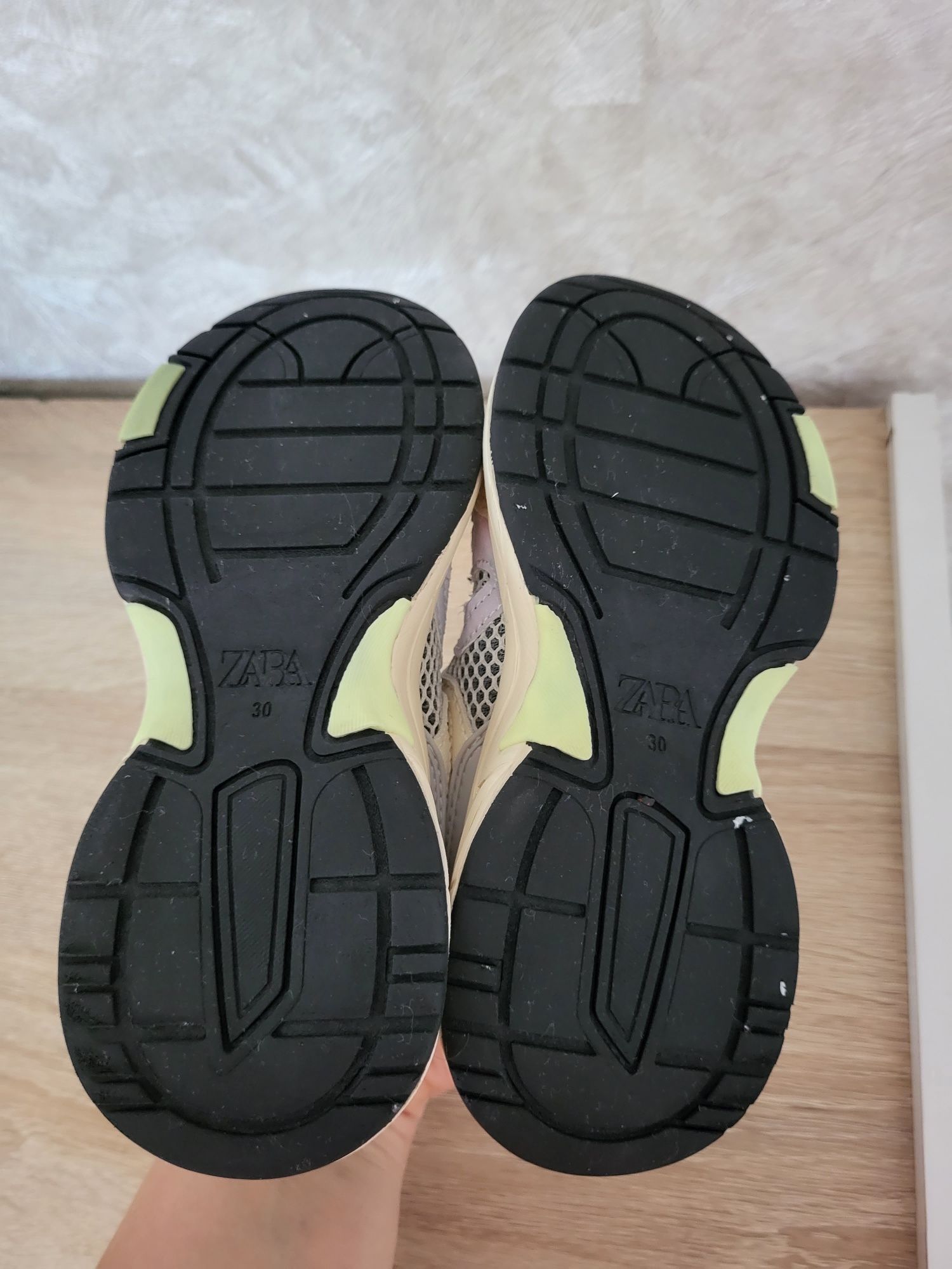 Pantofi sport ZARA pentru copii marimea 28