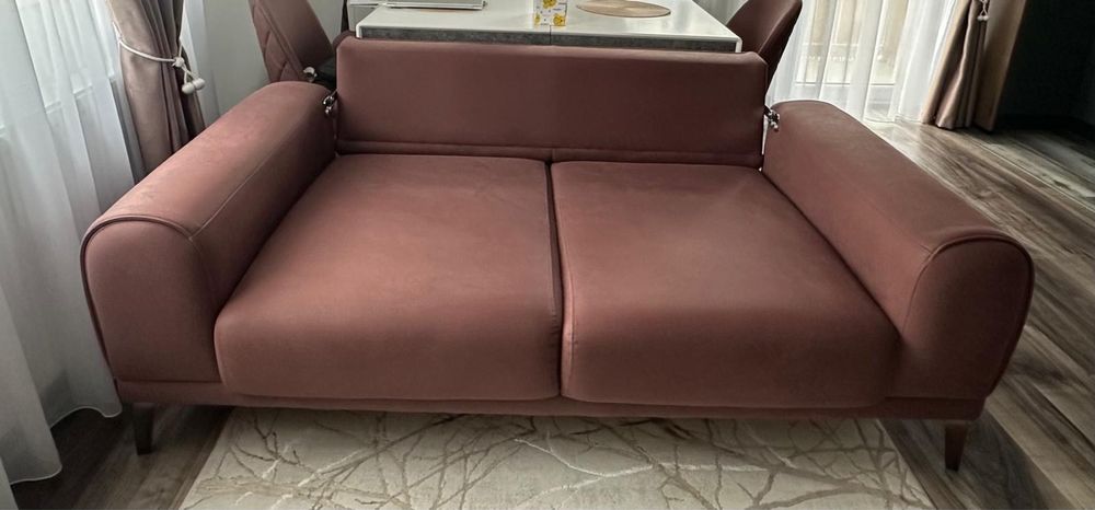 Canapea Living Semi Extensibila