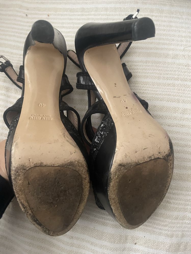 Високи сандали Miu Miu