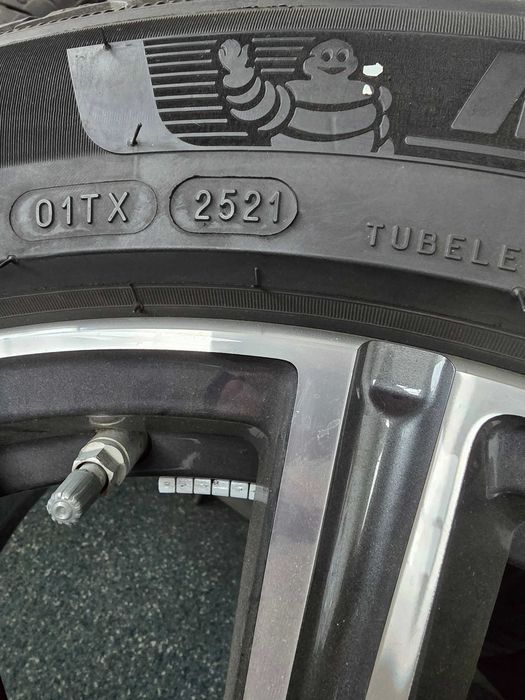 Jante BMW X5 X6 model G05 G06 Anvelope Michelin Pilot Alpin 275 45 20