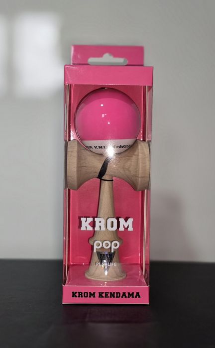 Kendama KROM POP LOL Culori Diverse (Rosu / Roz / Portocaliu)