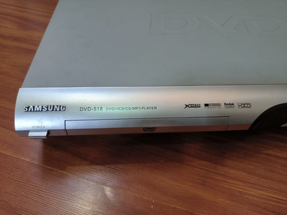 Срочно! Продаю DVD-плеер Samsung DVD-518