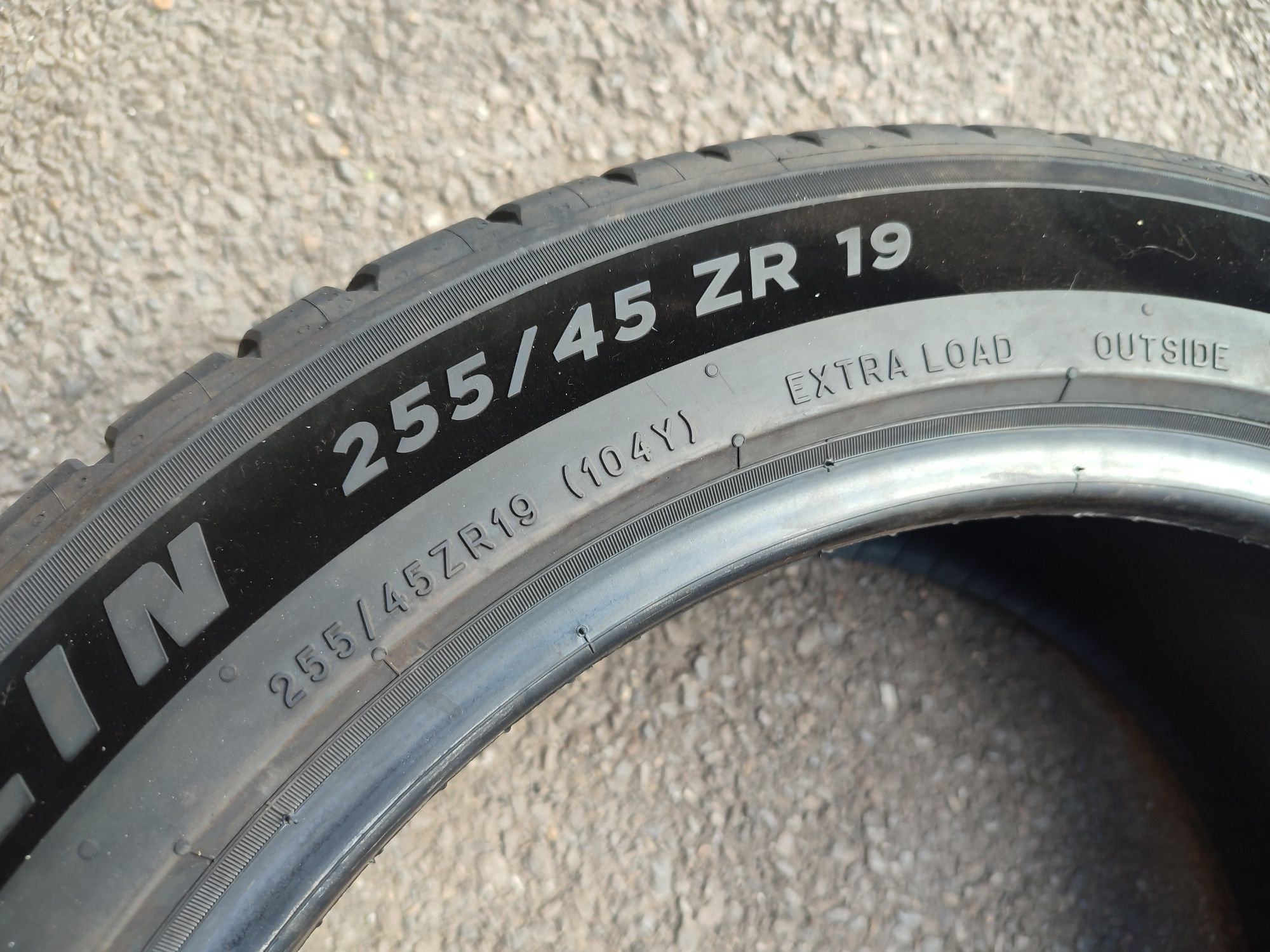 255/45/19" 4бр Michelin pilot sport 5,dot3921,8mm