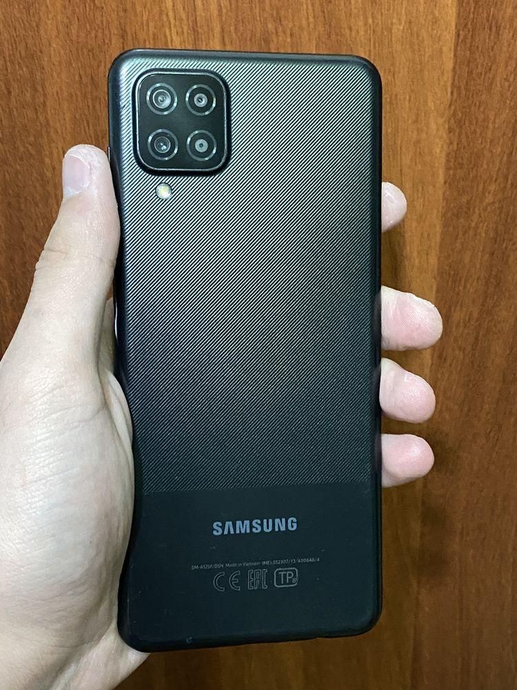 Samsung galaxy a12