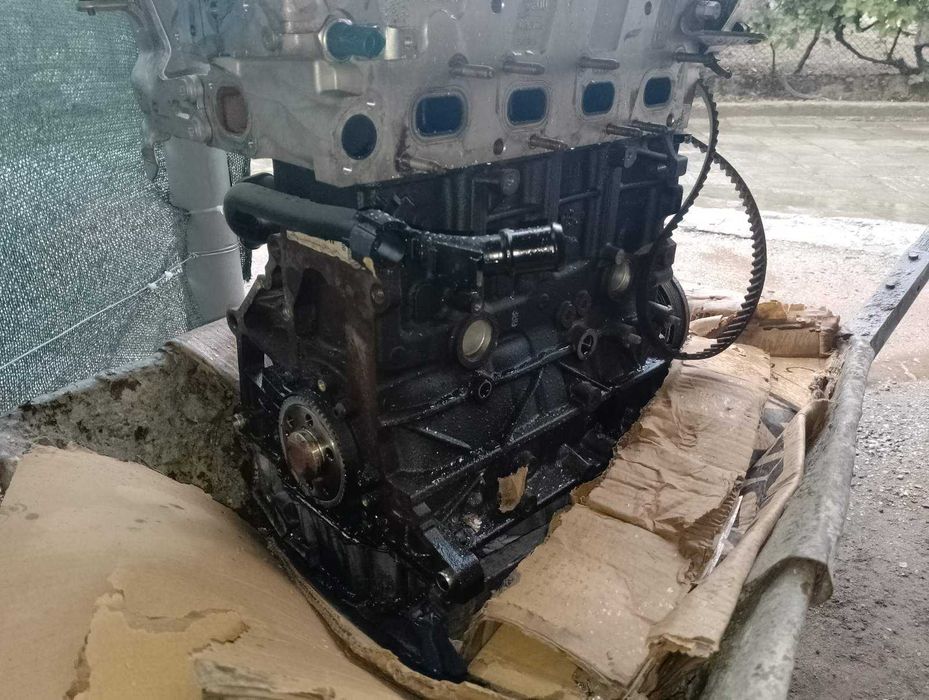 Продава се двигател за фолцваген и Ауди, тип на мотора CAY. 1.6 TDI
