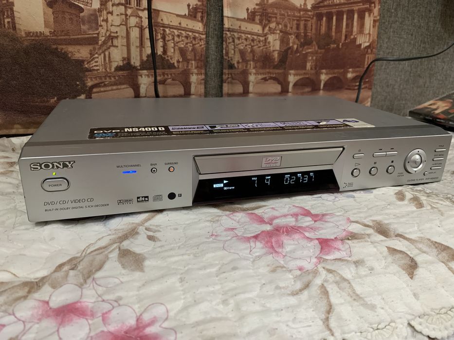 Продам cd проигрователь sony original в отличном состоянии