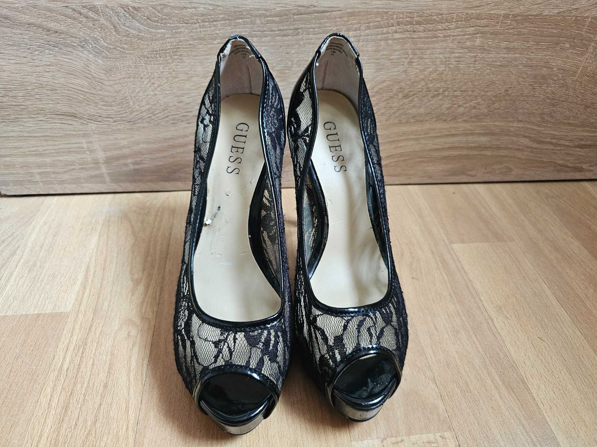 High heels Guess