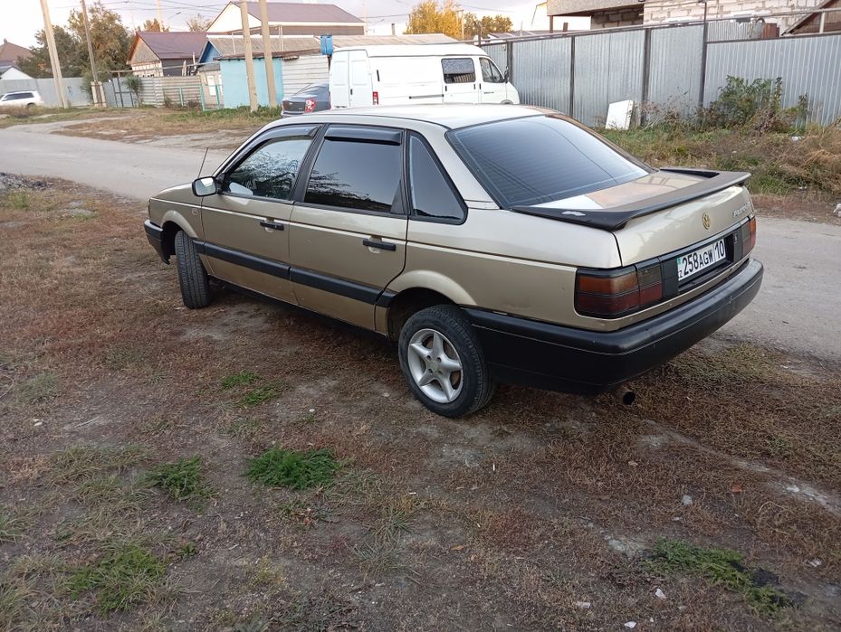 Продам машину Pasat b3
