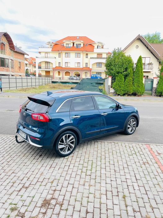 Kia Niro FULL OPTION - VANDUTA - putem aduce asemanatoare la comanda