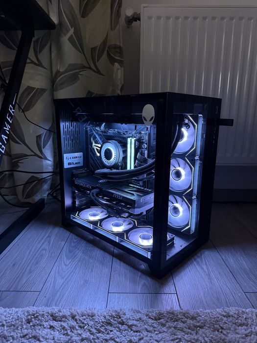 PC/Setup gaming - i7 14700KF/ROG STRIX Z790/RTX 5070/32GB/1000W