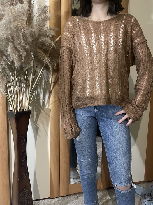 Свитер б/у в хорошем состоянии