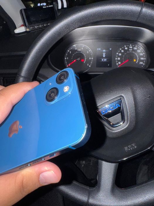 Iphone 13 100% sănătate NEGOCIABIL