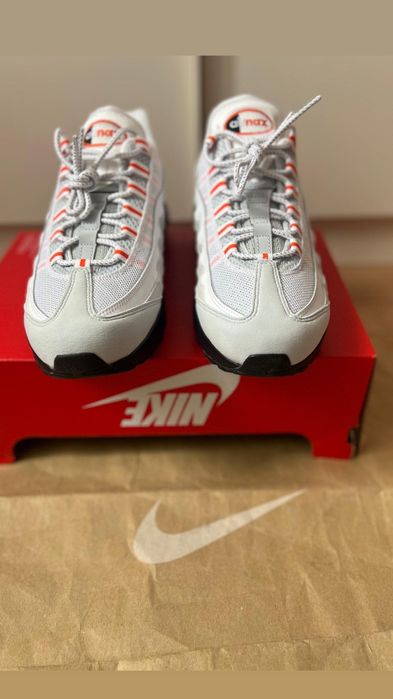 100% Оригинални Nike Air 95 в размер 42