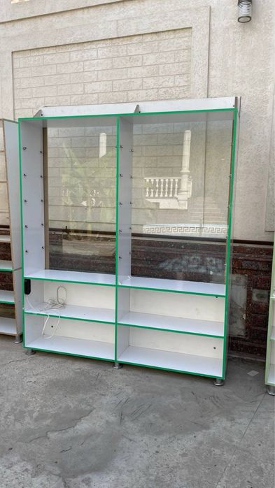 Polka apteka uchun. Полки в магазин аптеку