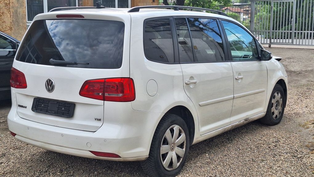 VW Touran 1.6TDI 105кс на части