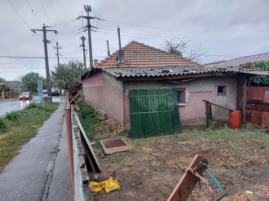 Casa cu teren Alexandria deschidere mare