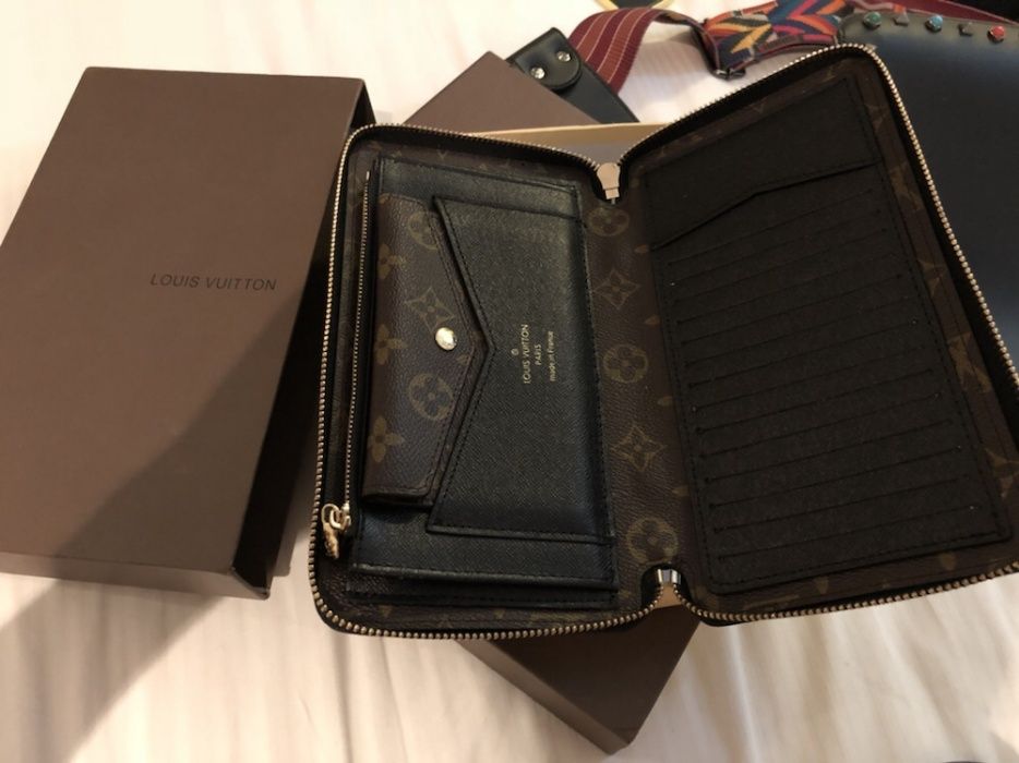 Portofel Louis Vuitton dama/poate fi folosit și pe post de plic